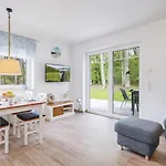 Reetdachhaus 5 Auf Usedom * Kutzow