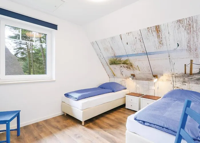 別荘 Reetdachhaus 5 Auf Usedom *